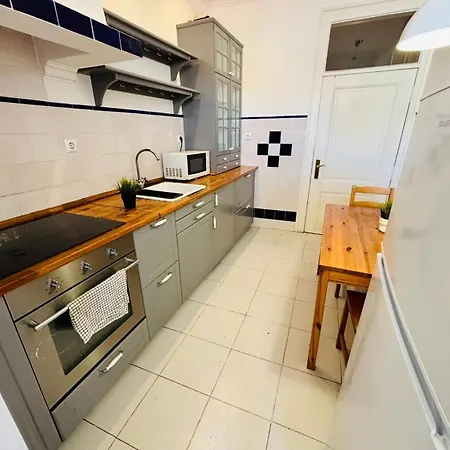 Luxury Rooms In Lisbon City Centre, Brilliant Spot Hostel Lisbon