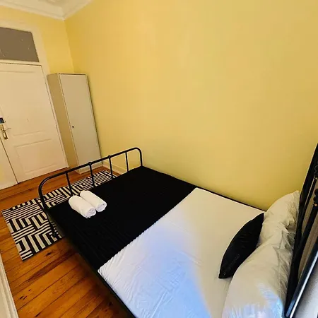 Luxury Rooms In Lisbon City Centre, Brilliant Spot Hostel Lisbon