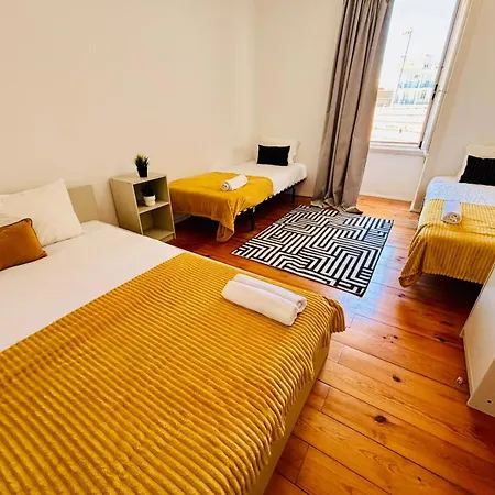 Хостел Luxury Rooms In Lisbon City Centre, Brilliant Spot