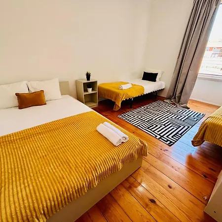 Хостел Luxury Rooms In Lisbon City Centre, Brilliant Spot Лісабон