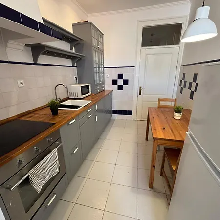Luxury Rooms In Lisbon City Centre, Brilliant Spot Ostello