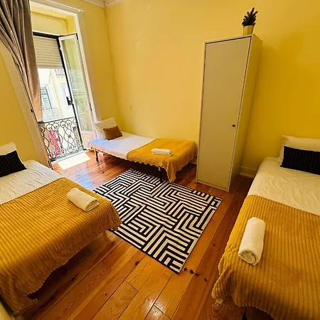 Хостел Luxury Rooms In Lisbon City Centre, Brilliant Spot *